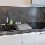 Apartament Chez La Clo' - Joli 2 Pieces, Parking Gratuit, Acces Direct Tram 2 Min A Pied *