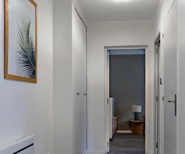 Chez La Clo' - Joli 2 Pièces, Parking Gratuit, Accès Direct Tram 2 Min à Pied